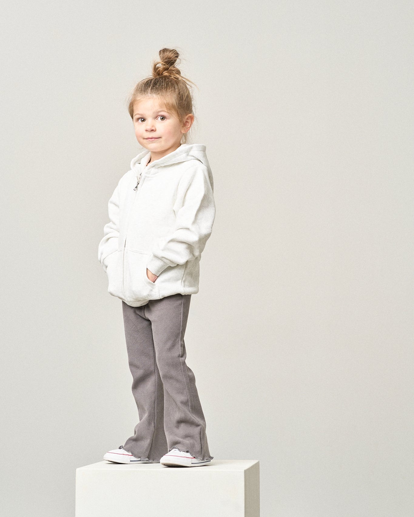 Classic Zip Hoodie - Light Heather Grey