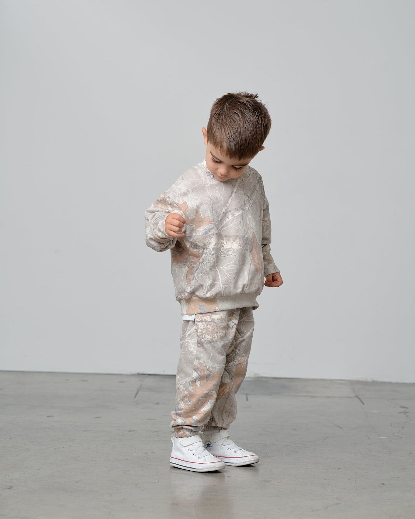 Crewneck - Edge Colors Driftwood® - Little Bipsy