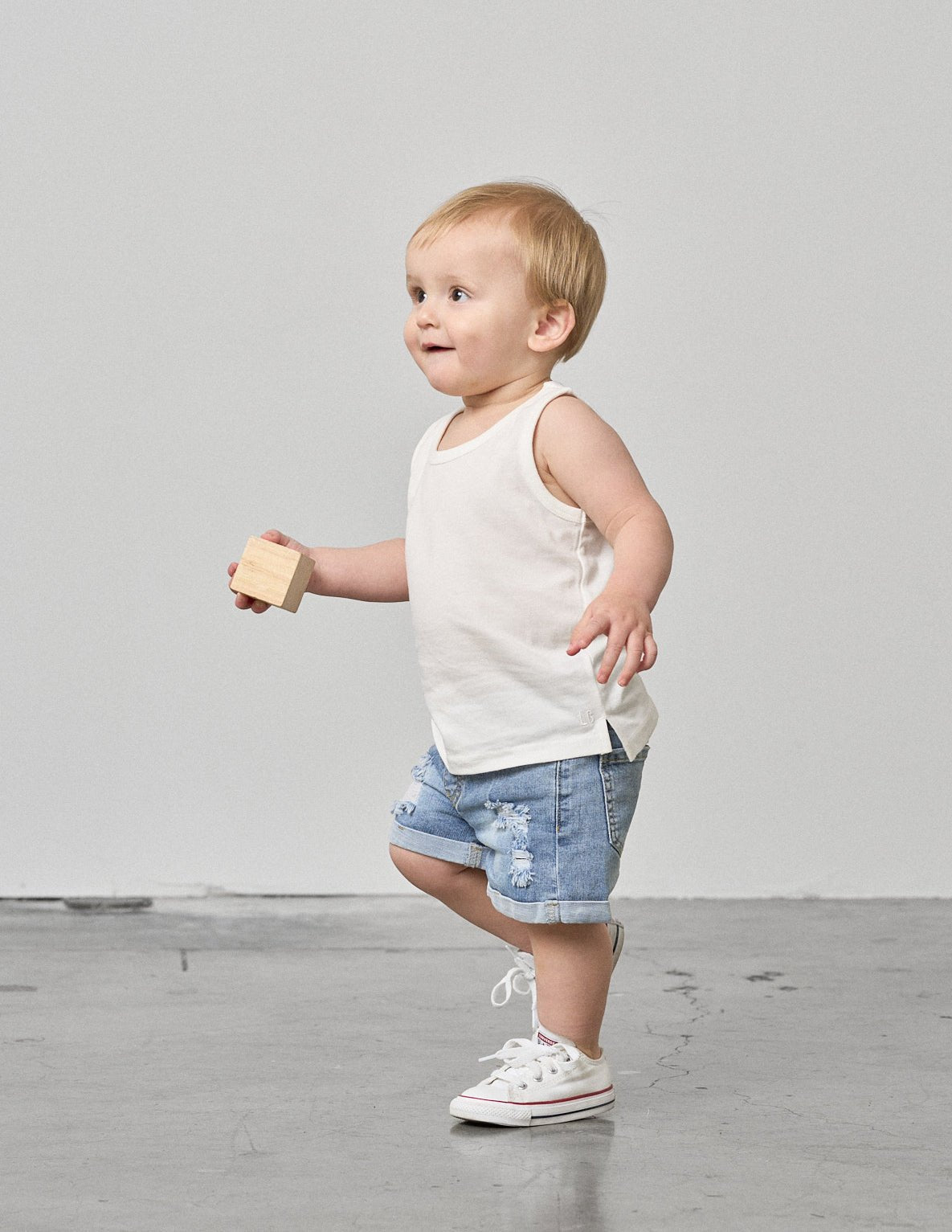 Elevated Tank - White - Little Bipsy