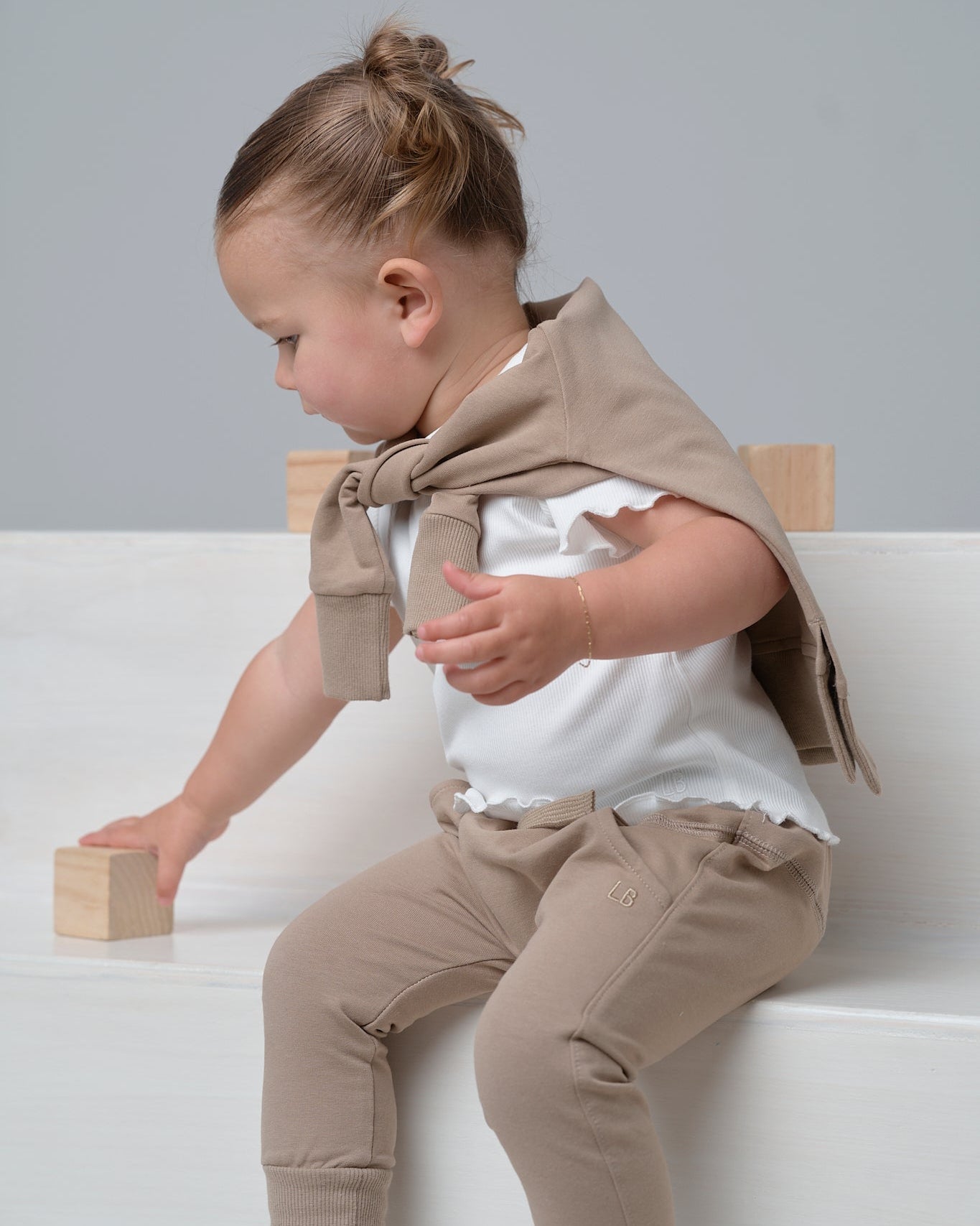 Jogger - Driftwood - Little Bipsy