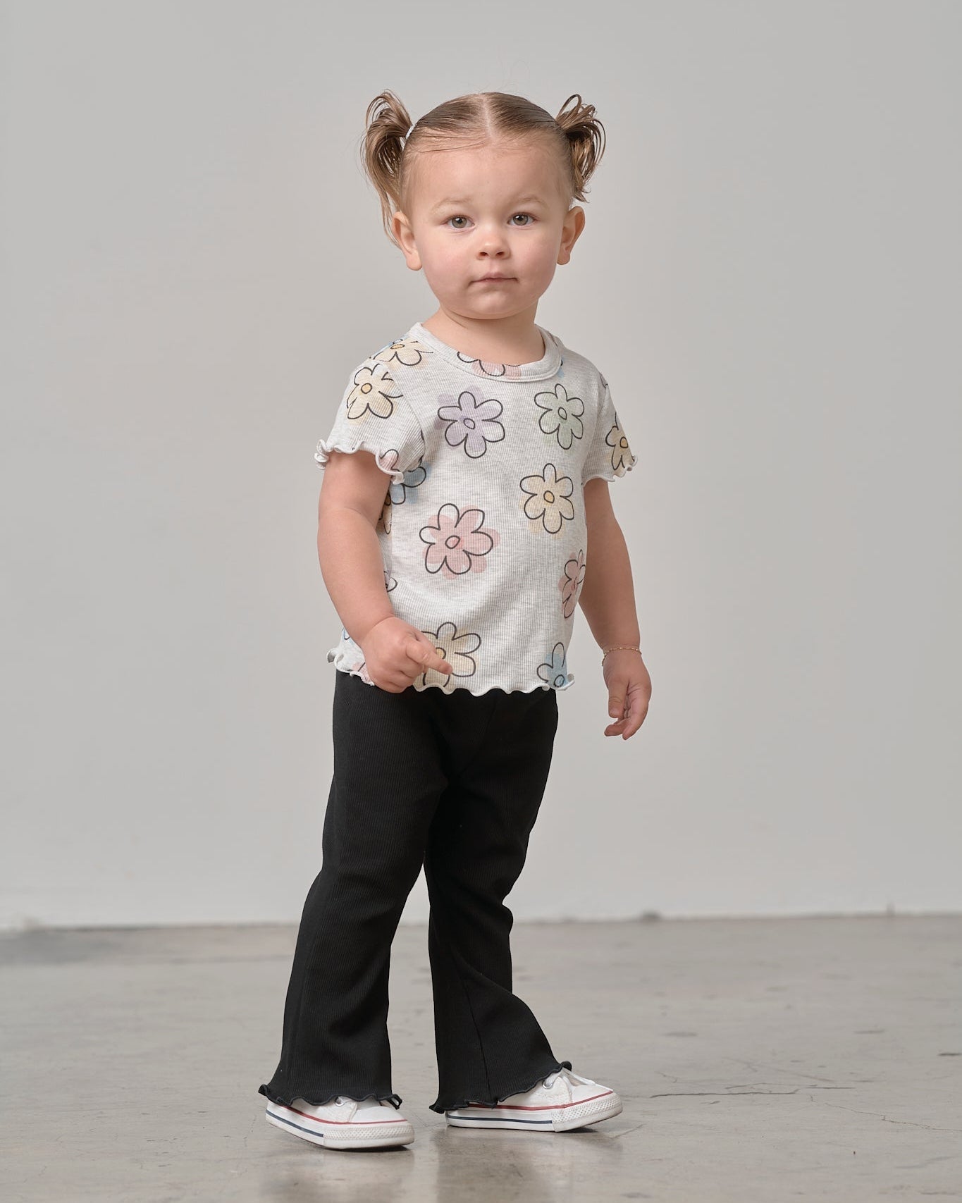 Ribbed Lettuce Trim Tee - Daisy Dreams - Little Bipsy