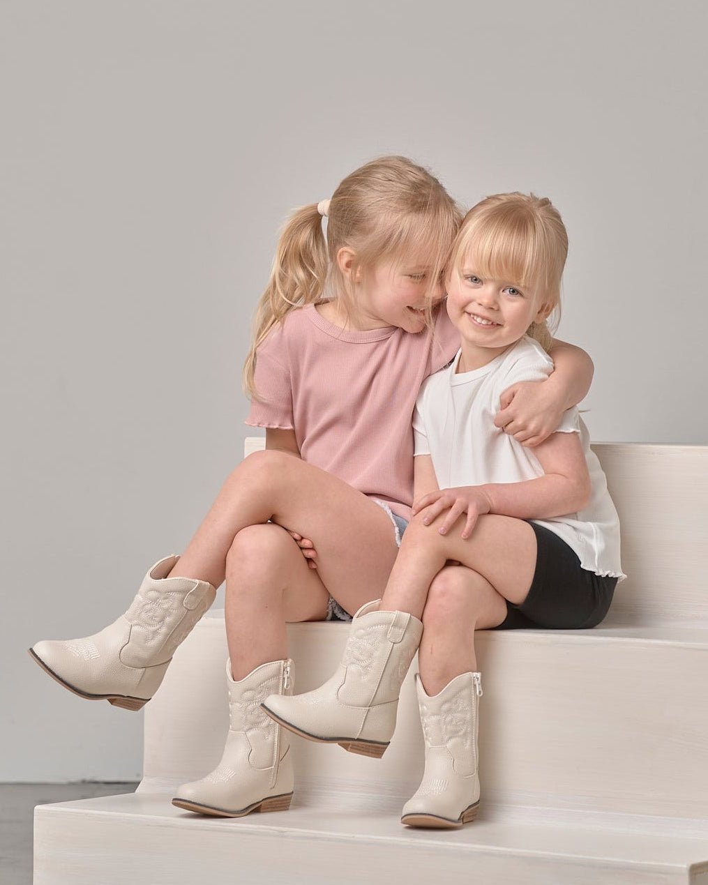 Ribbed Lettuce Trim Tee - White - Little Bipsy