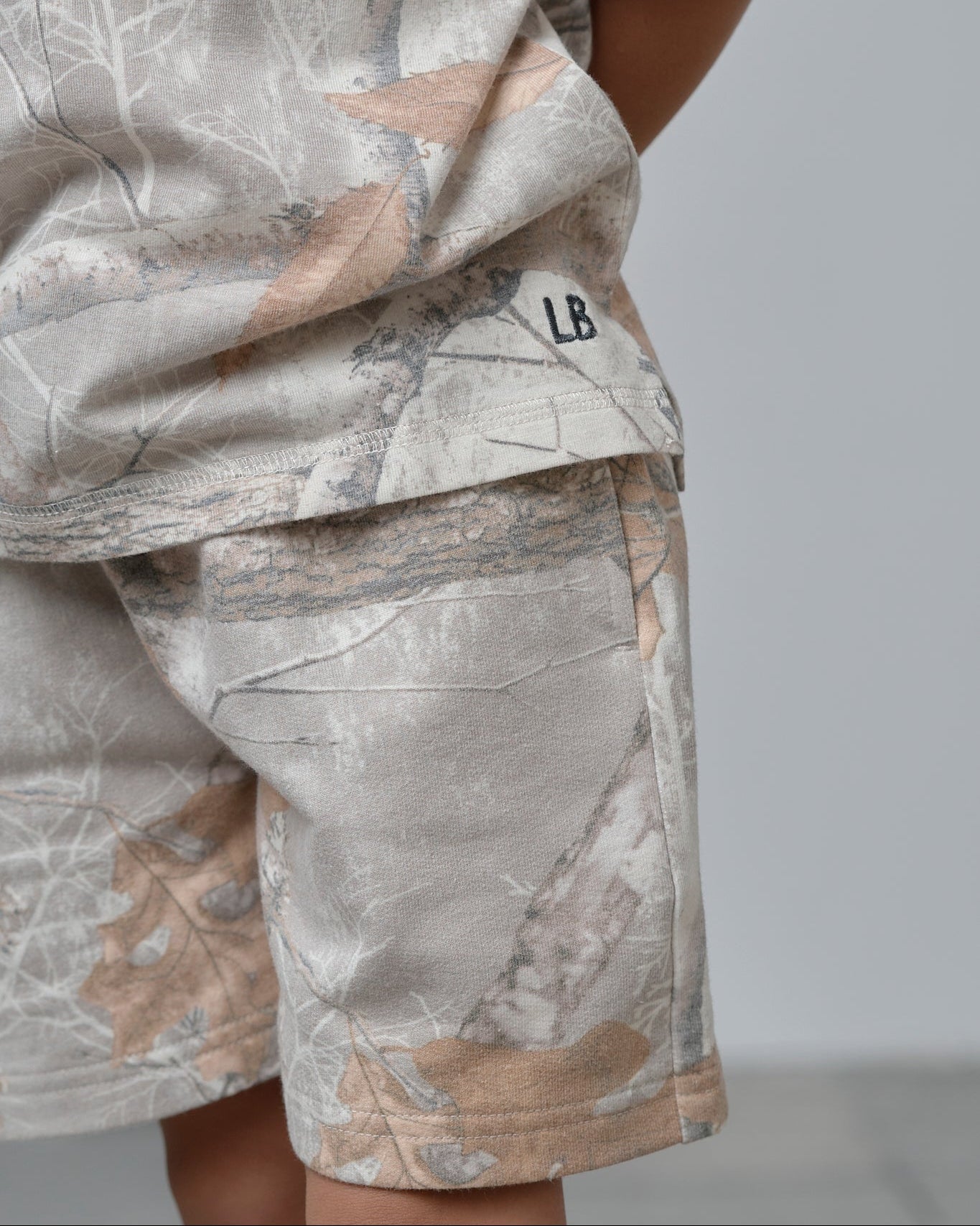 Short - Edge Colors Driftwood® - Little Bipsy