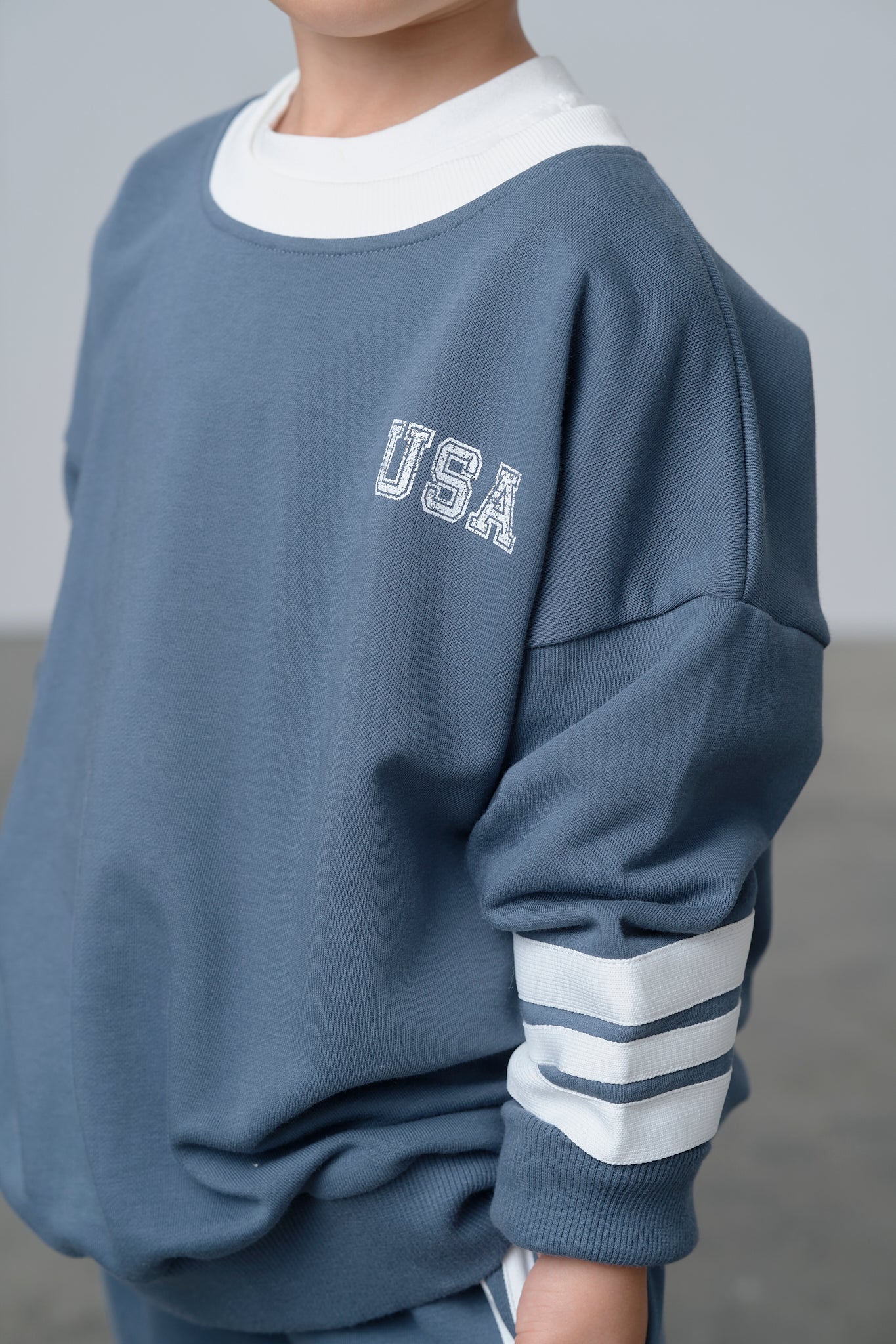 USA Lightweight Crewneck - Worn Indigo - Little Bipsy