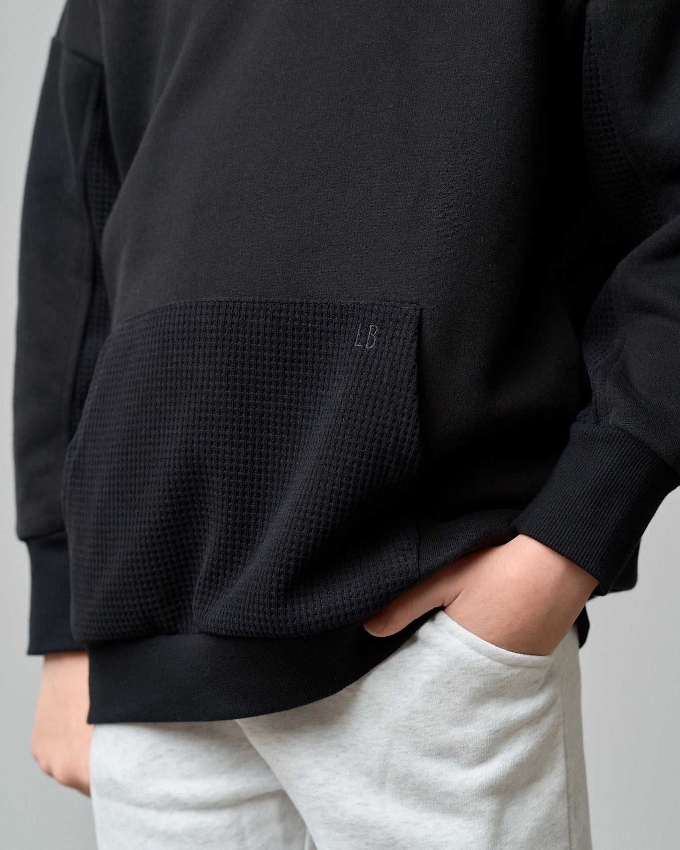 Waffle Hybrid Crewneck - Black - Little Bipsy